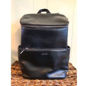 Matt & Nat Black leather backpack